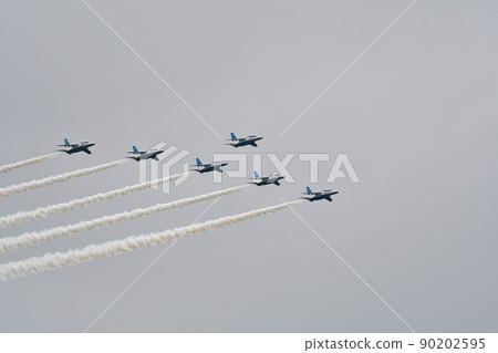 T-4 Blue Impulse Acrobat Flight Leaders Benefit Formation 90202595