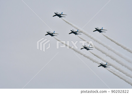 T-4 藍色脈衝雜技飛行大十字編隊 90202822