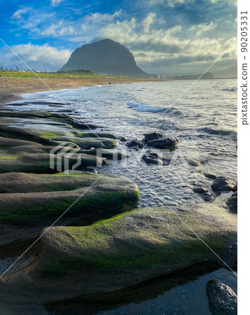 Landscape of Sanbangsan 90205331