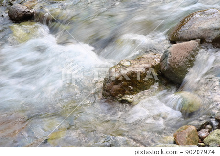 水無川溪流 90207974