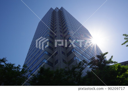 Building in the sun Building in the sun 90209717