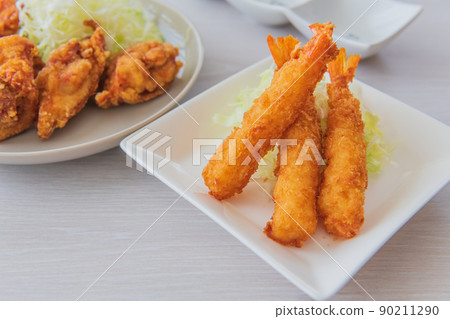 Fried shrimp and fried chicken image material 90211290