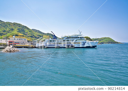 [Shodoshima Obe Port] Obe, Tonosho-cho, Shozu-gun, Kagawa Prefecture 90214814