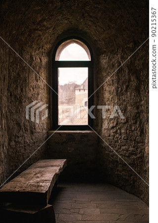 old arched window 90215367