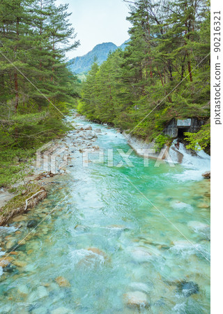 Nakabusa River / Hotaka River in early summer [Nakabusa Valley] 90216321