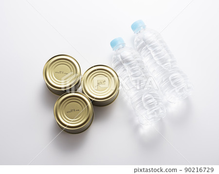 Canned foods and PET bottles 90216729