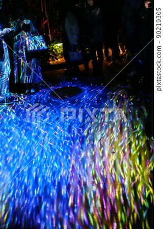 Vertical images of floors and people illuminated in Ukrainian colors Vertical images of floors and people illuminated in Ukrainian colors 90219305