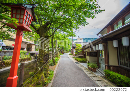 Hyogo Prefecture Kinosaki Onsen / Scenery in the early morning 90222972