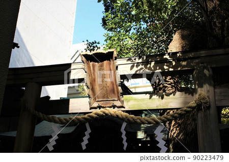 Shihiko Shrine 90223479