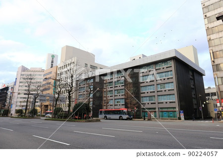 新潟市新潟市東通風景（Niigata Kotsu Cubic） 90224057