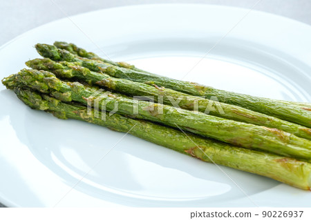 Bunch of cooked asparagus Bunch of cooked asparagus 90226937