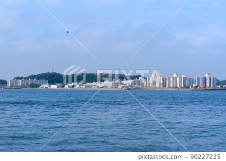 A view of the sea and the harbor taken from Sarushima 90227225
