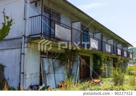 An old and very beautiful building in Bizen City, Okayama Prefecture, Japan 90227322
