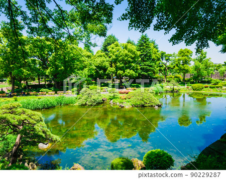 Urban oasis image Hibiya Park 90229287