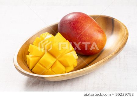 [Tropical fruit] Ripe domestic mango 90229798