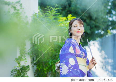 浴衣的女人 浴衣的女人 90230389