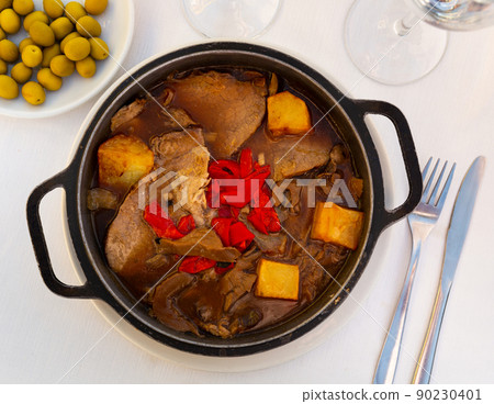 Roast veal with mushrooms in pot Roast veal with mushrooms in pot 90230401
