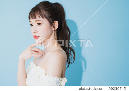 夏天女人淺藍背 90230745