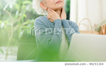 Senior woman with poor physical condition Senior woman with poor physical condition 90231164