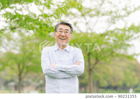 精力充沛的高級男性 精力充沛的高級男性 90231355