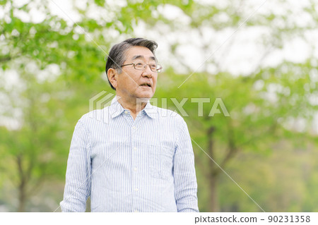 精力充沛的高級男性 精力充沛的高級男性 90231358