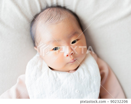 Bib baby one month old 90232206