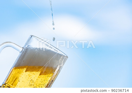 [酒精] Happoshu 倒入杯子 [啤酒] 90236714
