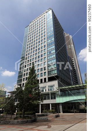 Shiodome Shibari Rikyu Building 90237460