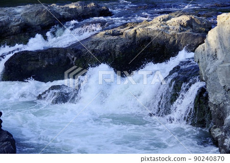 洪流和飛濺 90240870