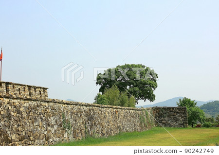 Spring countryside scenery, Nagan-eupseong 90242749