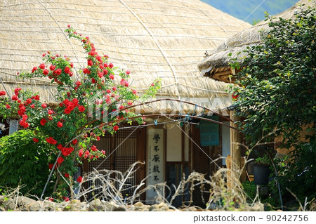 Spring countryside scenery, Nagan-eupseong Spring countryside scenery, Nagan-eupseong 90242756