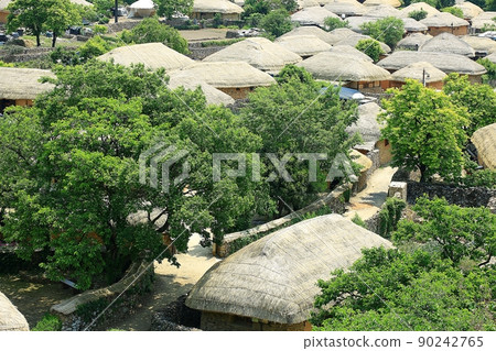 Spring countryside scenery, Nagan-eupseong 90242765