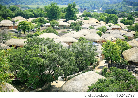 Spring countryside scenery, Nagan-eupseong 90242788