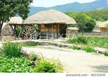 Spring countryside scenery, Nagan-eupseong 90242840