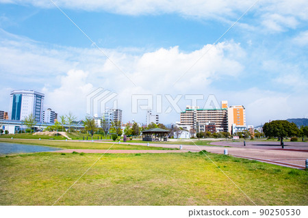 Hiroshima Minato Park spreads out in front of Hiroshima Port (formerly Ujina Port). There are center squares and BBQ stalls. Hiroshima 90250530