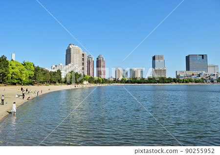 Odaiba beach and scenery of Odaiba 90255952