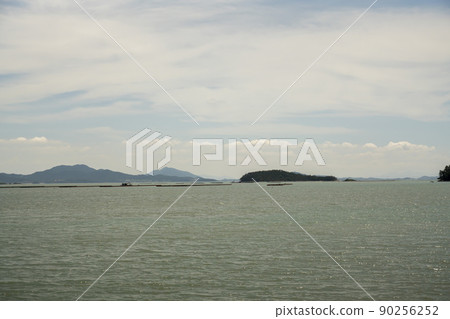 Island of Angels, Island of 1004 90256252