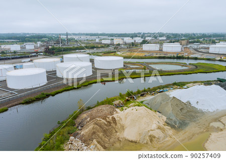 Aerial view of storage crude oil tank petroleum factory 90257409