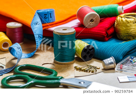 Sewing thread 90259784