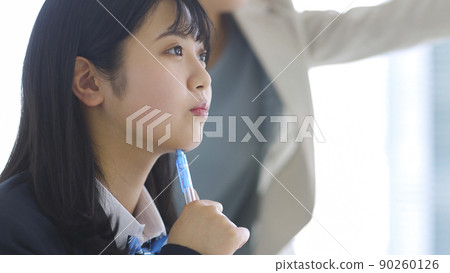 Female students taking classes at cram school High school students Junior high school students Female students taking classes at cram school High school students Junior high school students 90260126