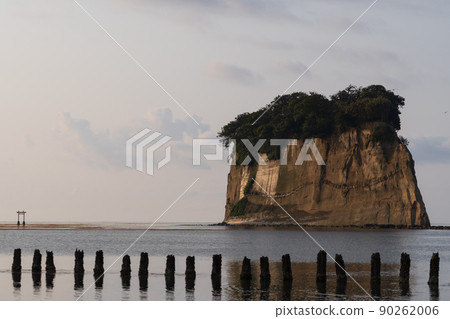 見附島能登半島鈴洲軍艦島 90262006