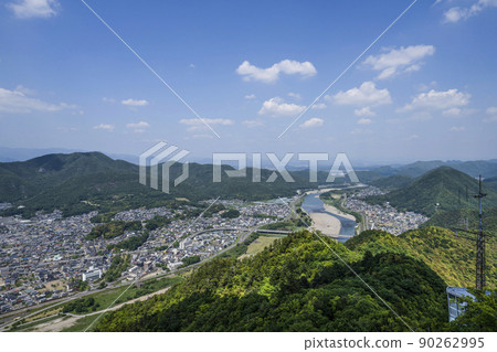 從岐阜城展望台眺望東北 從岐阜城展望台眺望東北 90262995