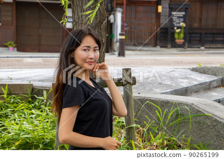 擺姿勢的女人 90265199