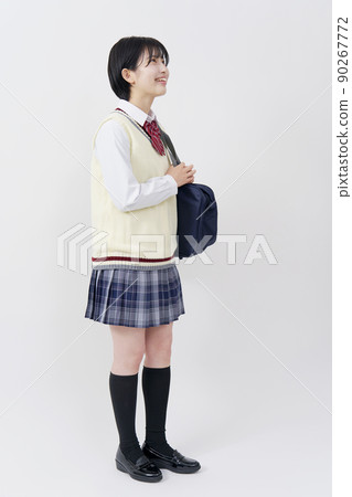 白色背景上帶著微笑的高中女生 90267772