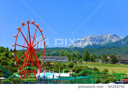 [Okayama Prefecture] Fine weather Oyama and Joyful Park (Hiruzen Kogen) 90268742