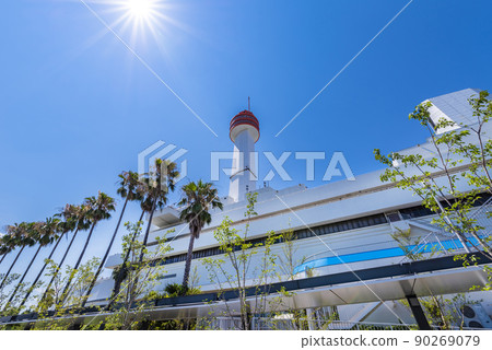巨大的船形建築“海洋科學博物館”的建造 巨大的船形建築“海洋科學博物館”的建造 90269079