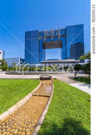 “電信中心大樓”與符號長廊公園水道 “電信中心大樓”與符號長廊公園水道 90269113