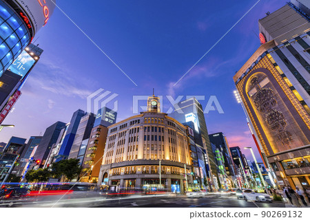 Night view of Ginza 4-chome intersection Night view of Ginza 4-chome intersection 90269132
