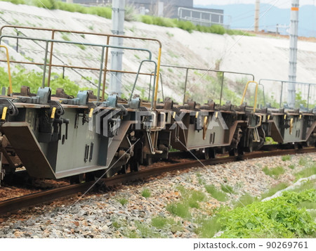 空集裝箱車被拖走 空集裝箱車被拖走 90269761