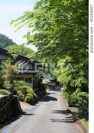 Akiba Highway / Toyamago District [Minamishinanowada, Iida City, Nagano Prefecture] 90269807
